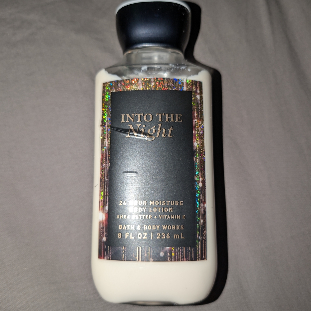 Bath & Body Works Into The Night Body Lotion